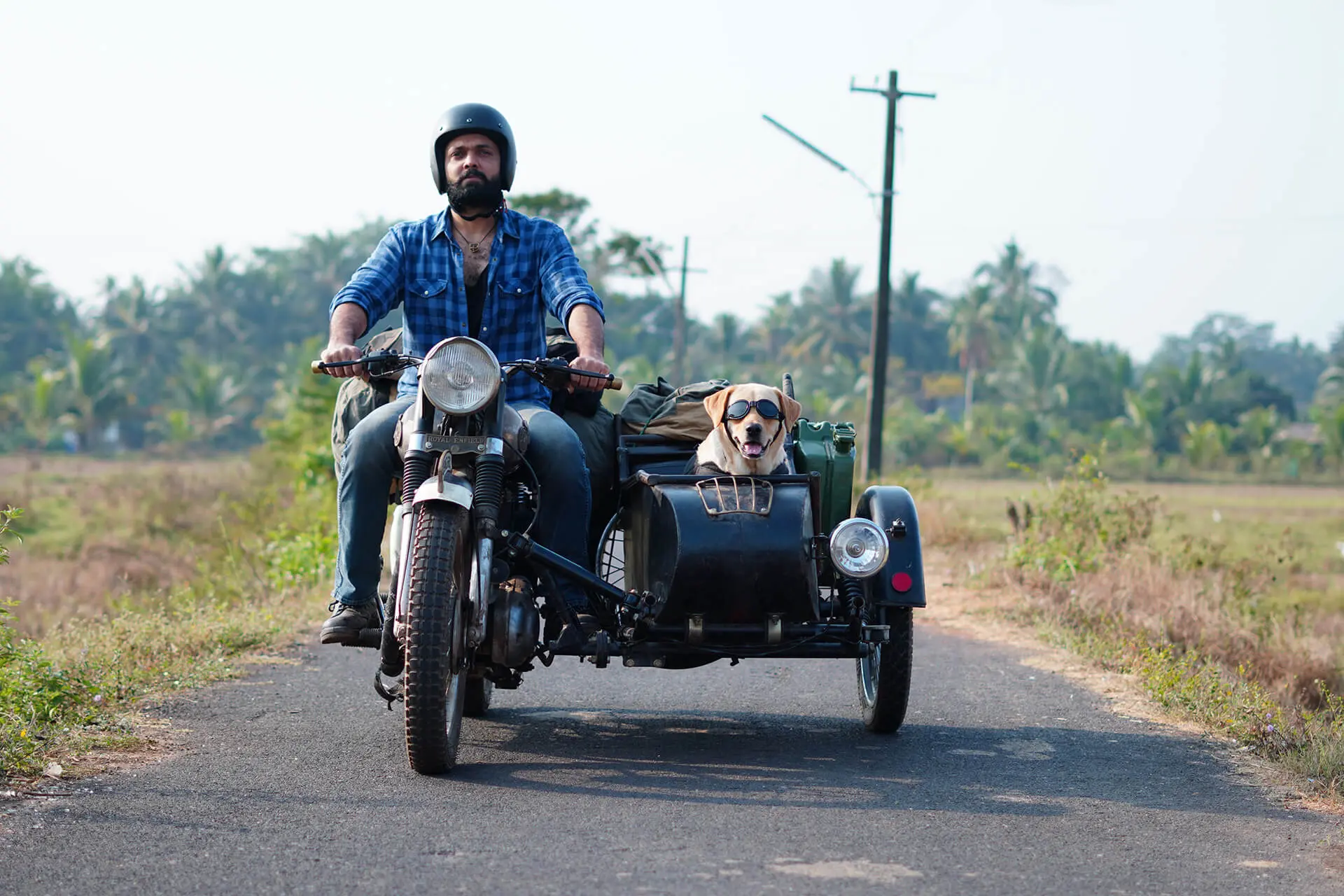 チャーリー - 上田映劇
